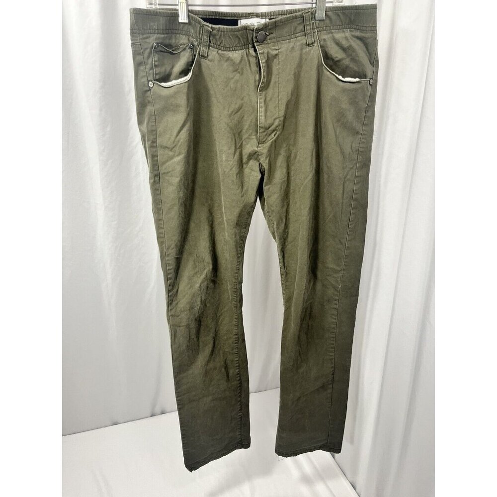 Level Ten Stretch Slim Fit Green Pants Size 36X32 Breathable Lightweight Cotton